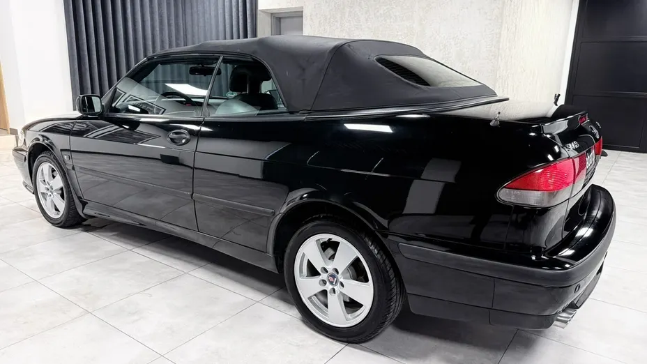 SAAB 9-3 -