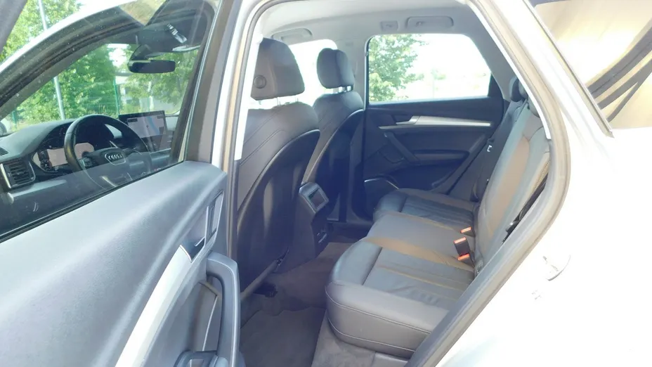 AUDI Q5 -