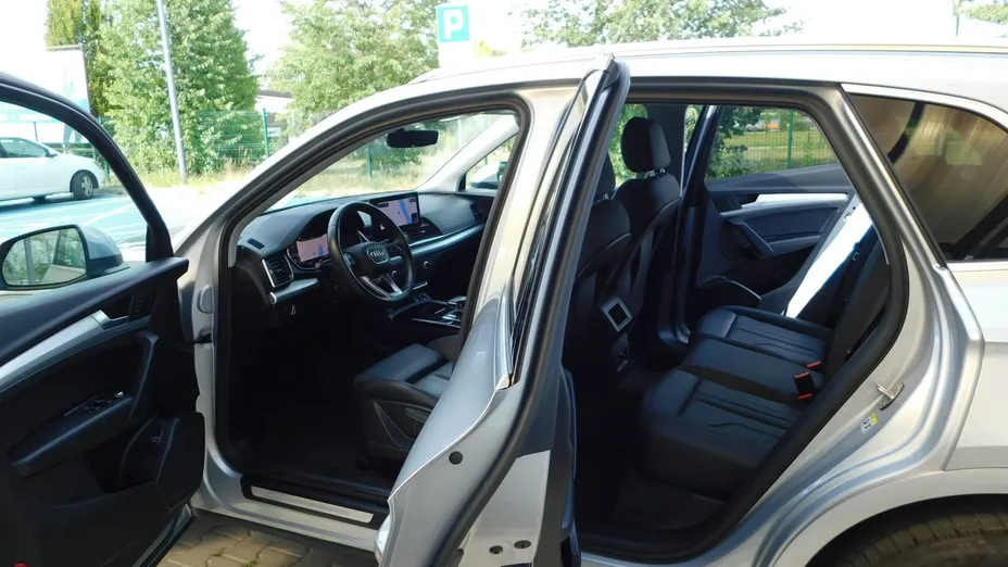 AUDI Q5 -