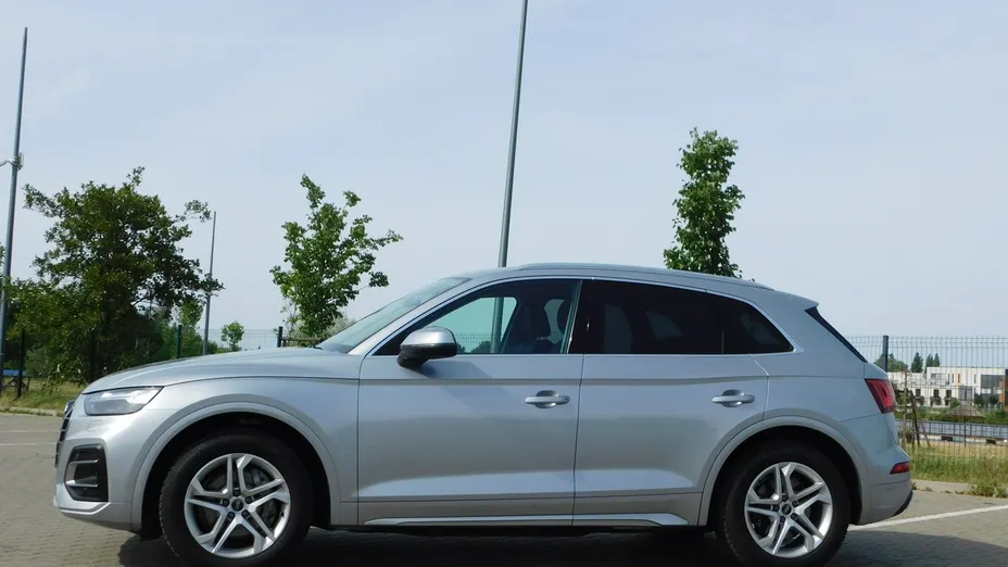 AUDI Q5 -