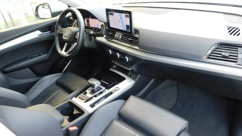 AUDI Q5 -