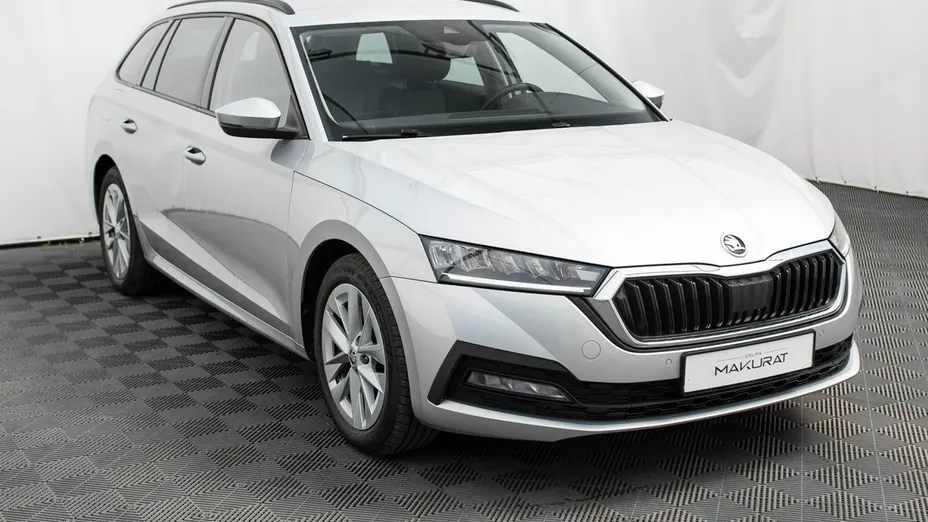 SKODA Octavia -