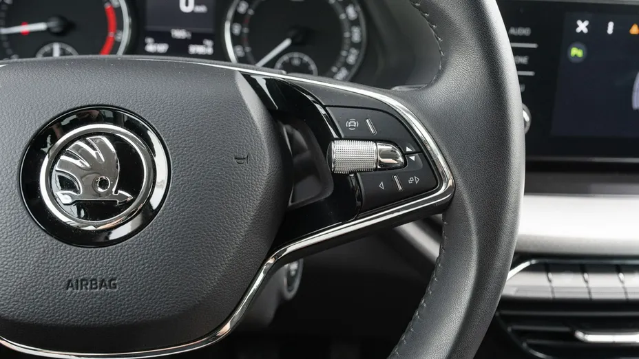 SKODA Octavia -