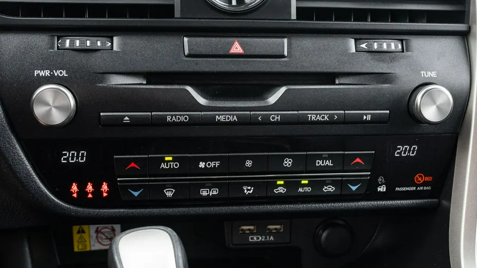 LEXUS RX -