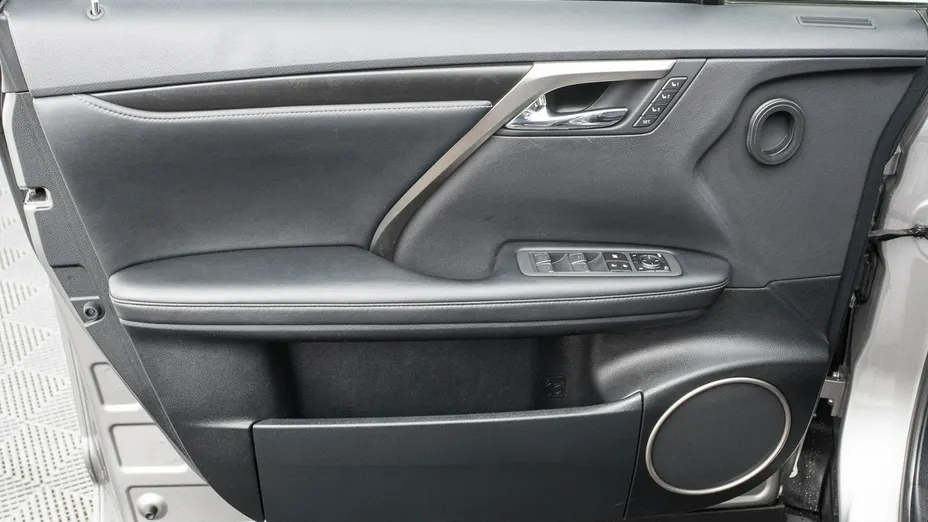LEXUS RX -