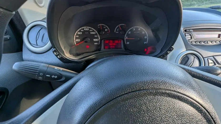 FORD Ka -