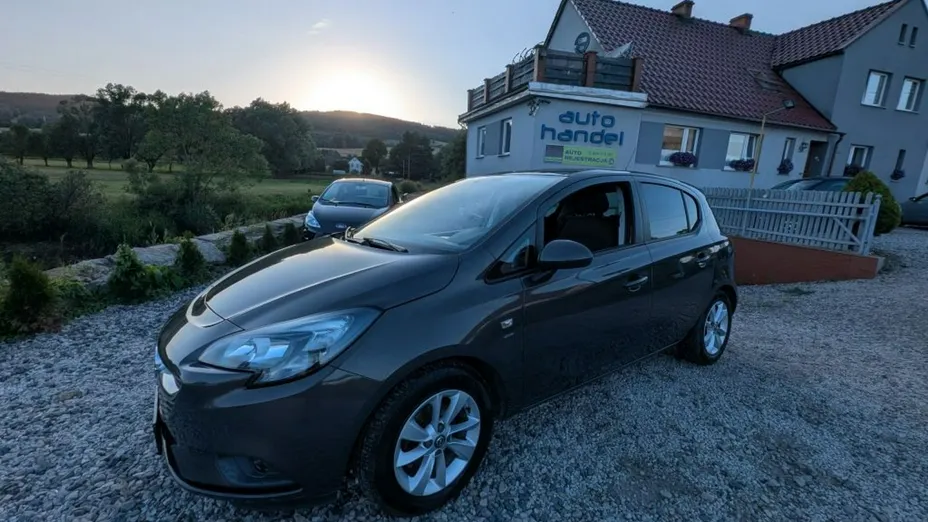 OPEL Corsa -
