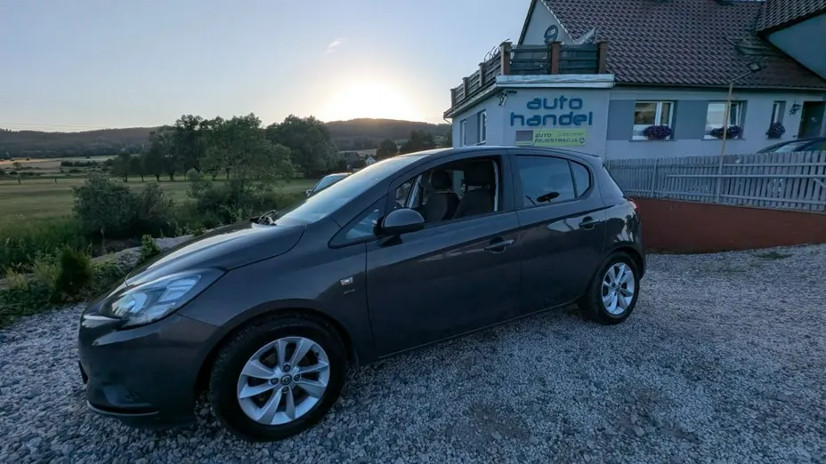 OPEL Corsa -