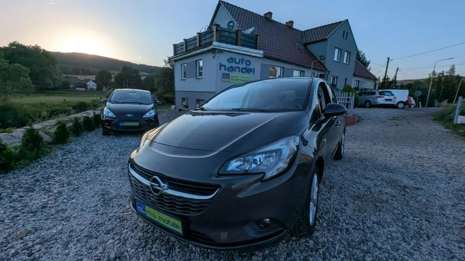 OPEL Corsa -