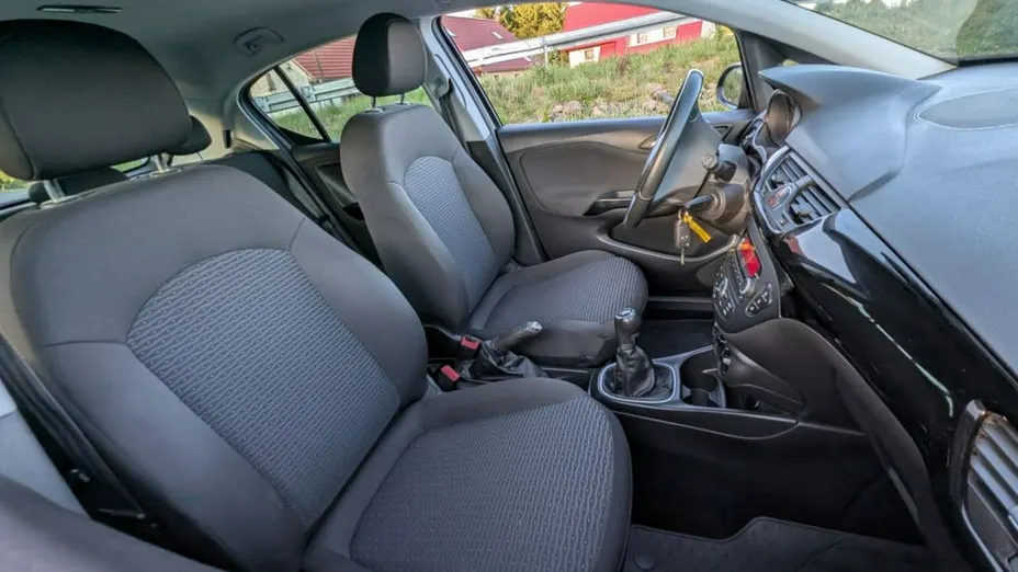 OPEL Corsa -