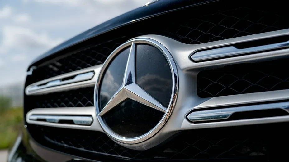 MERCEDES-BENZ GLC -