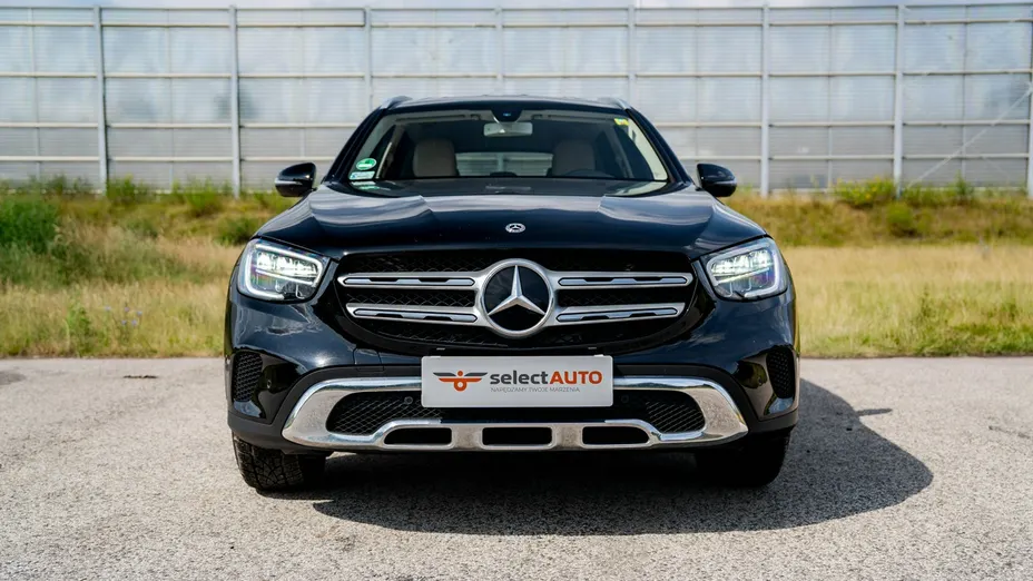 MERCEDES-BENZ GLC -