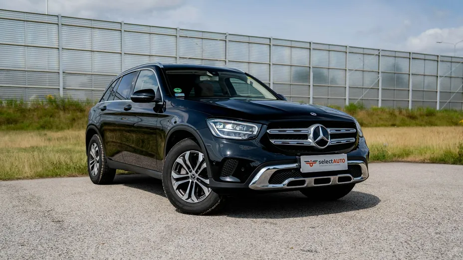 MERCEDES-BENZ GLC -