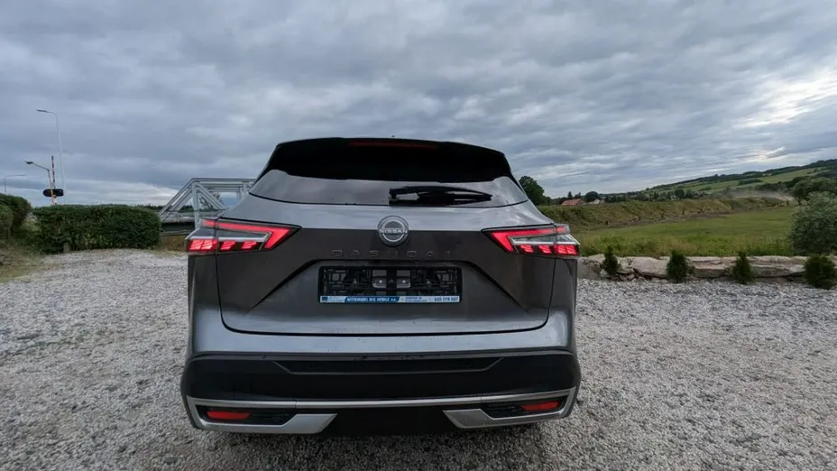 NISSAN Qashqai -