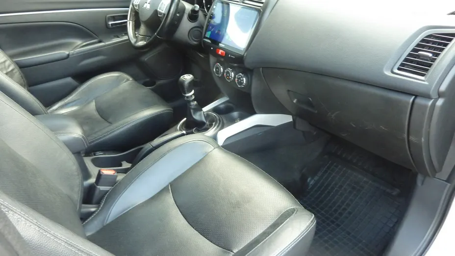 MITSUBISHI ASX -