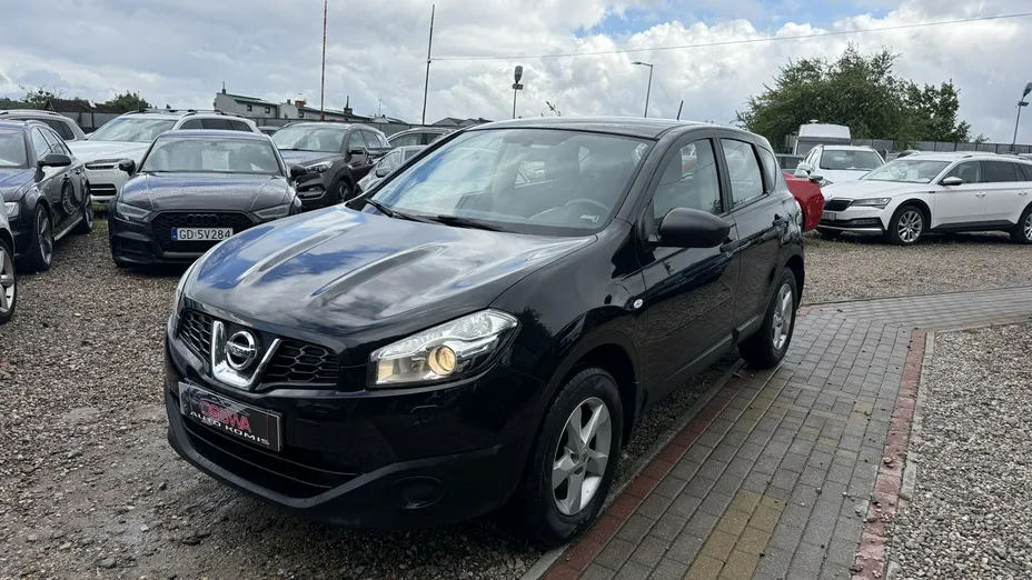 NISSAN Qashqai -