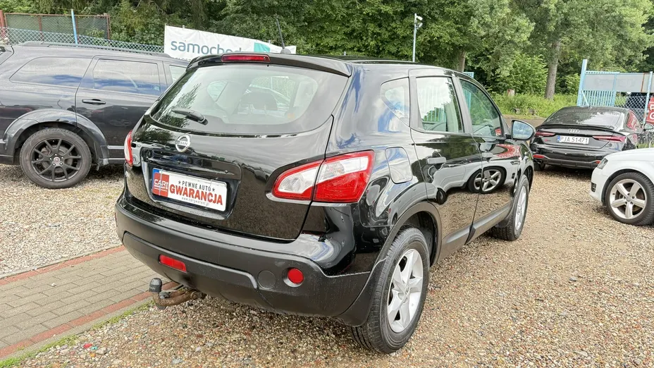 NISSAN Qashqai -