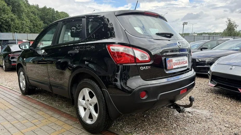 NISSAN Qashqai -