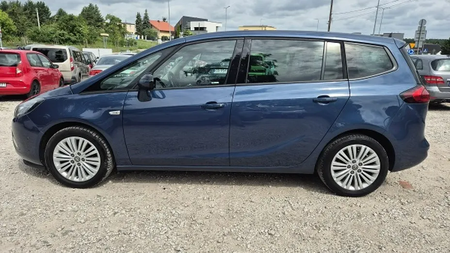 OPEL Zafira -