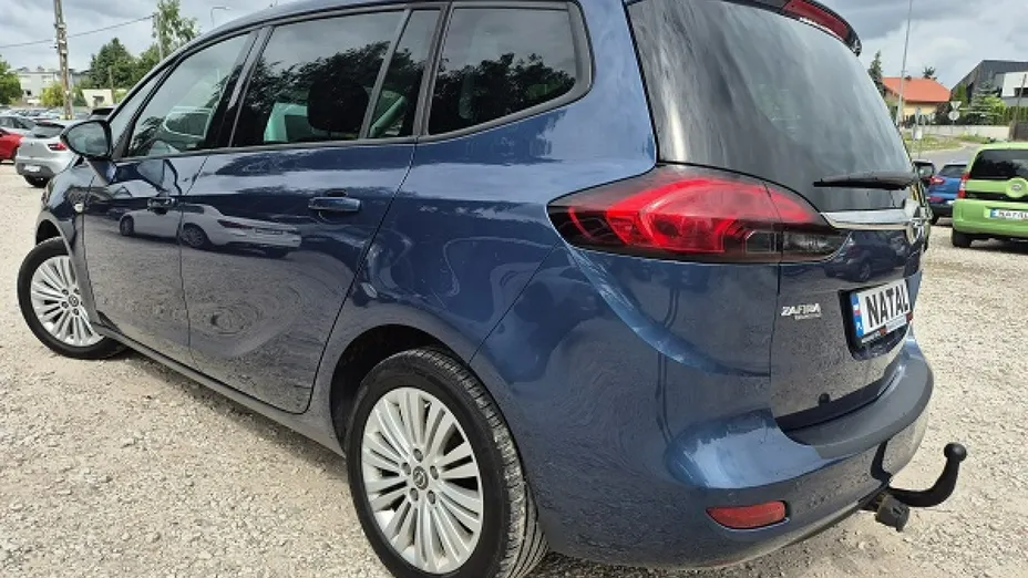 OPEL Zafira -