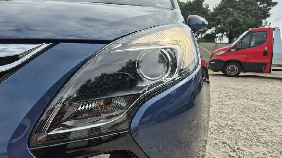 OPEL Zafira -