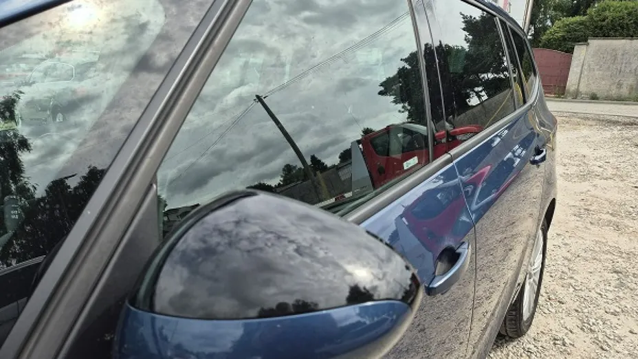 OPEL Zafira -