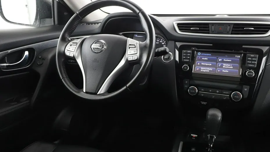 NISSAN X-Trail -