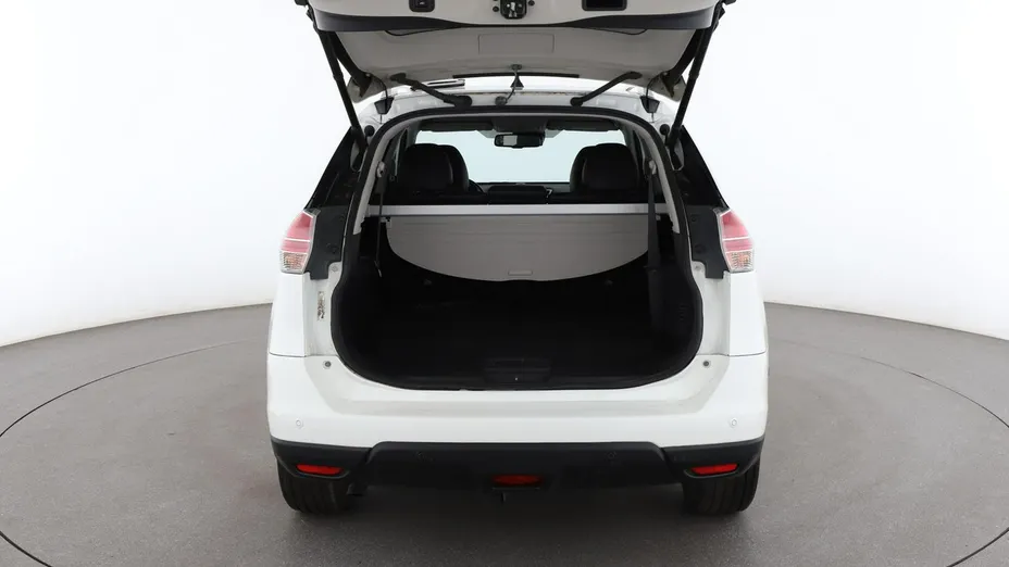 NISSAN X-Trail -