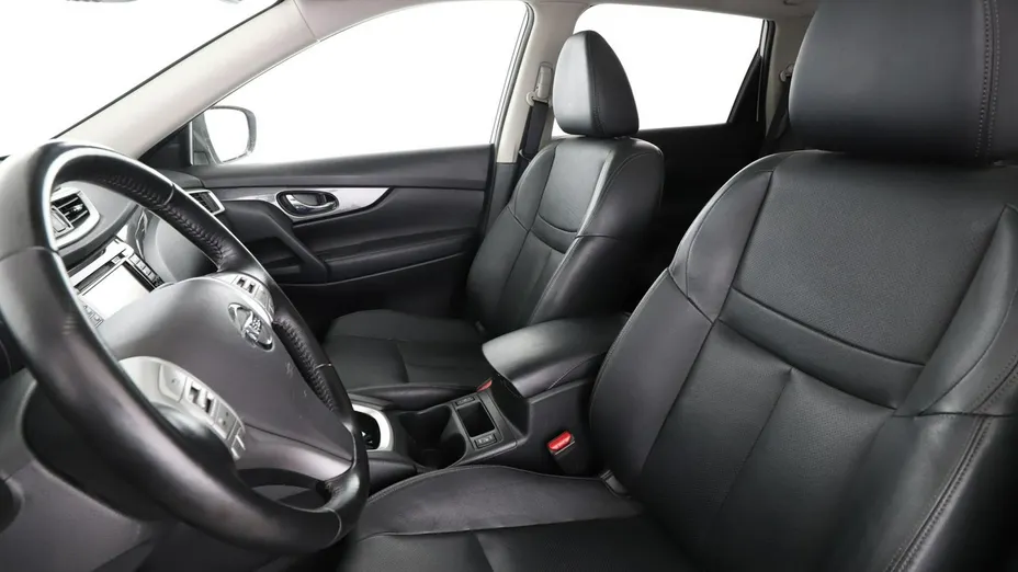 NISSAN X-Trail -