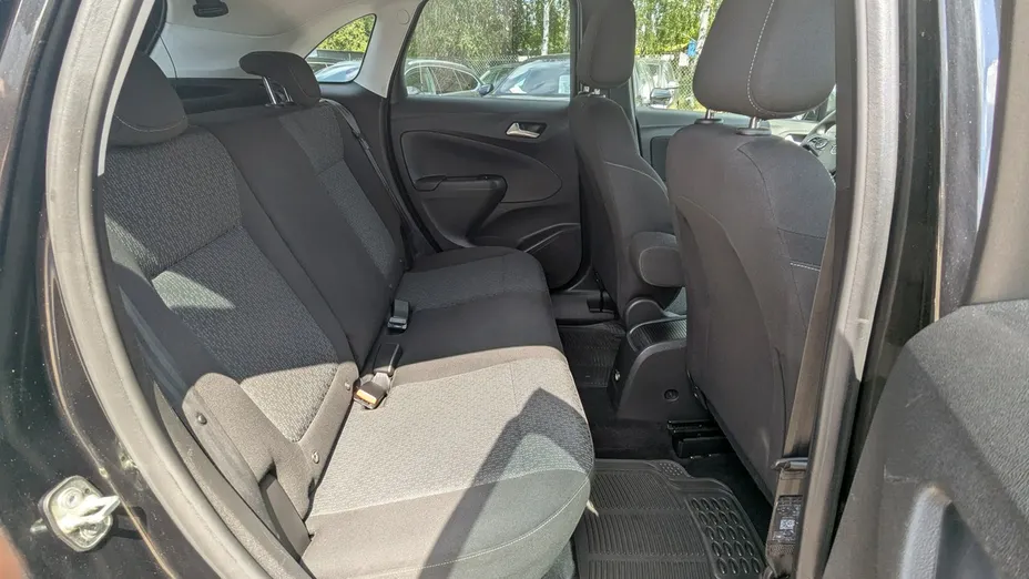 OPEL Crossland X -