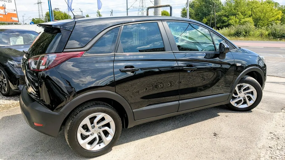 OPEL Crossland X -