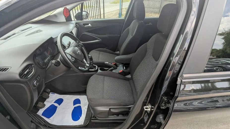 OPEL Crossland X -
