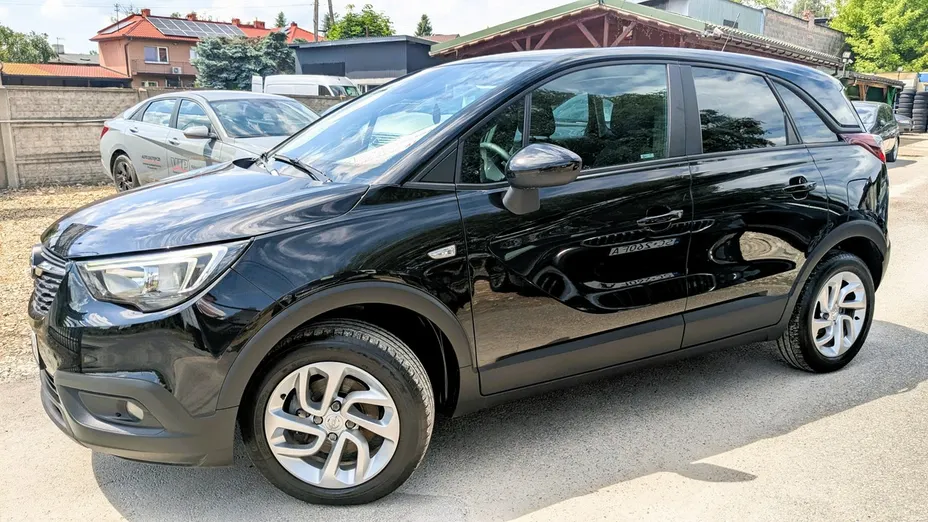 OPEL Crossland X -