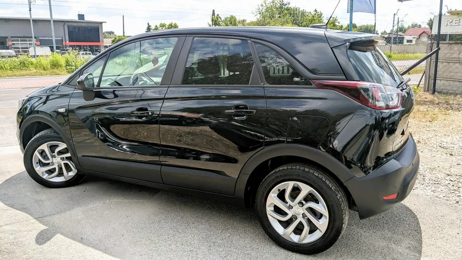 OPEL Crossland X -