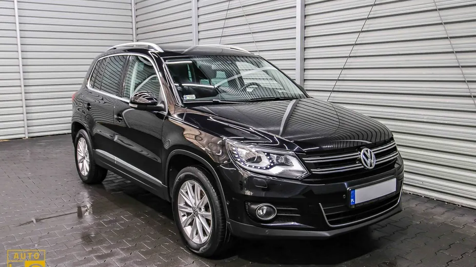 VOLKSWAGEN Tiguan -