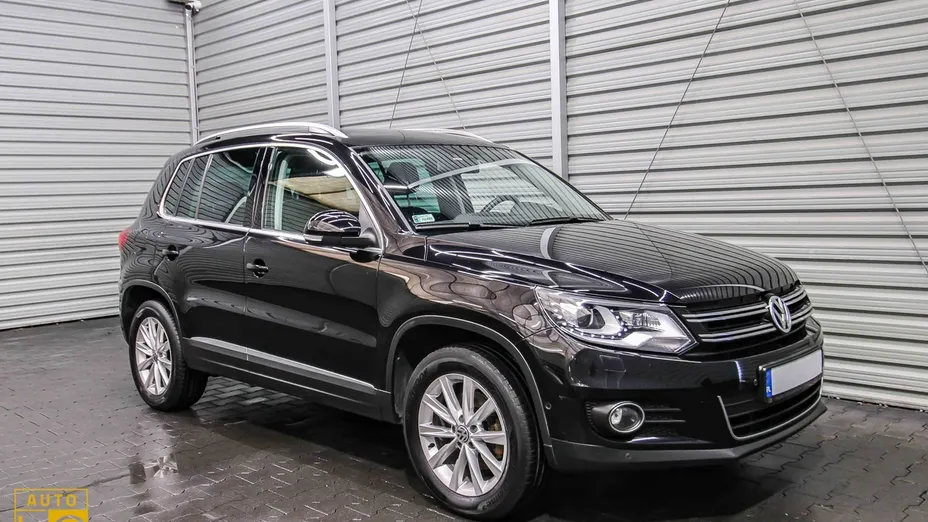VOLKSWAGEN Tiguan -