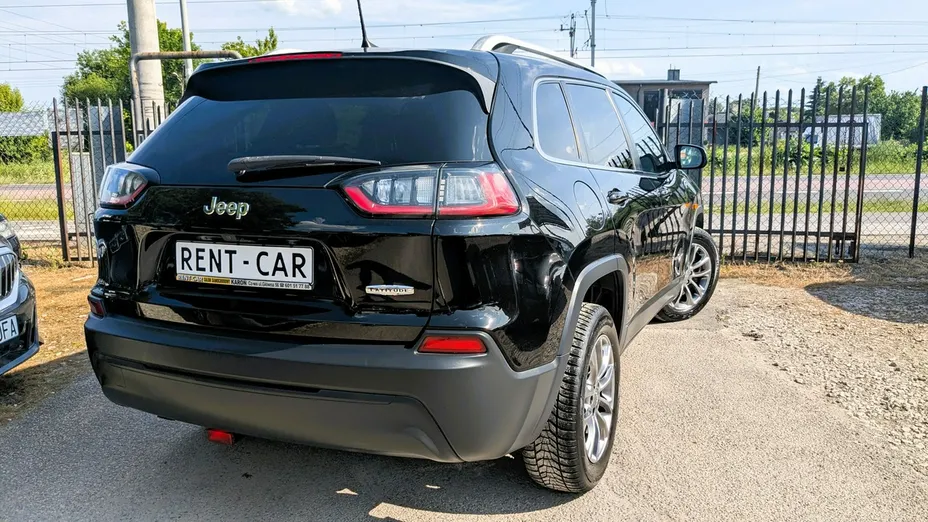 JEEP Cherokee -