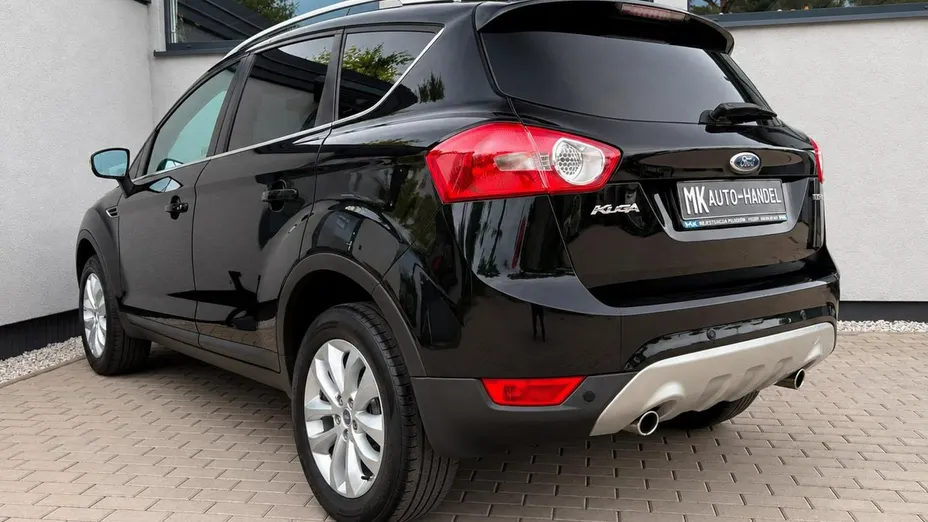 FORD Kuga -