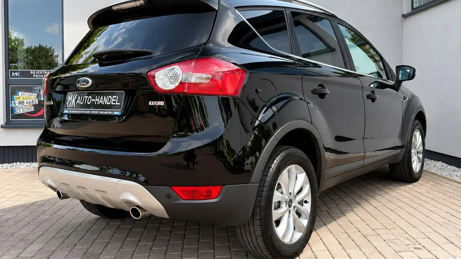 FORD Kuga -