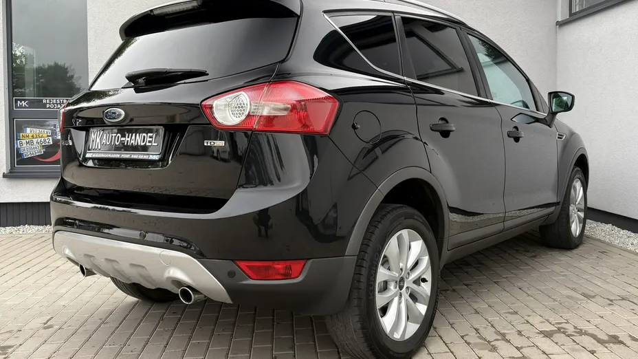 FORD Kuga -
