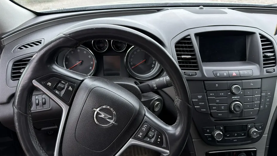 OPEL Insignia -