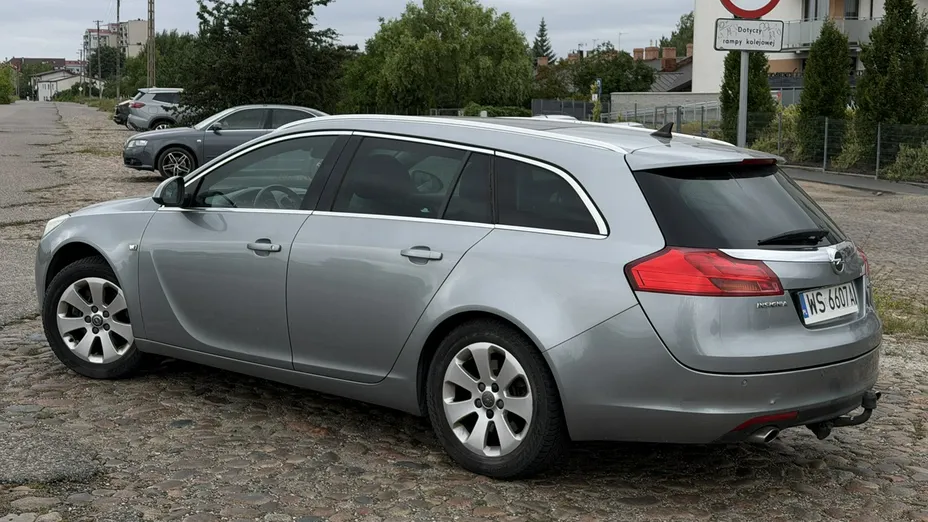 OPEL Insignia -