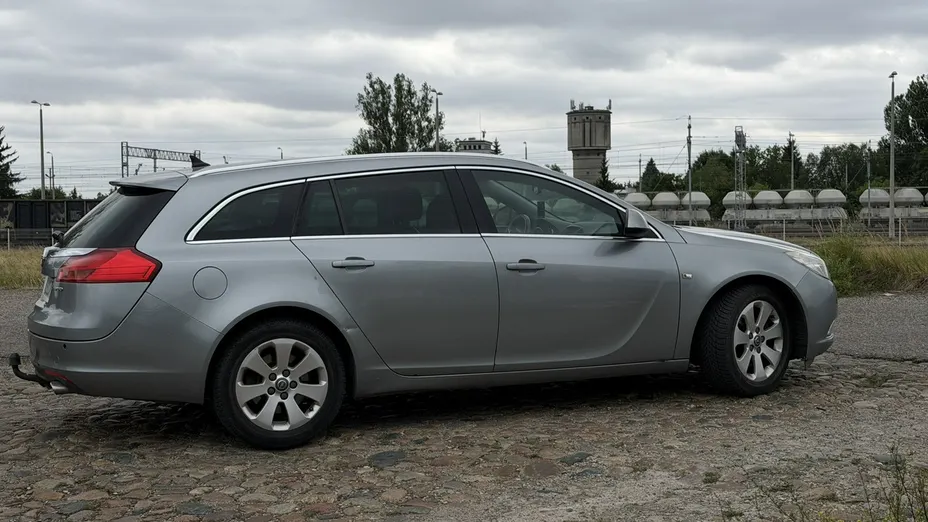 OPEL Insignia -
