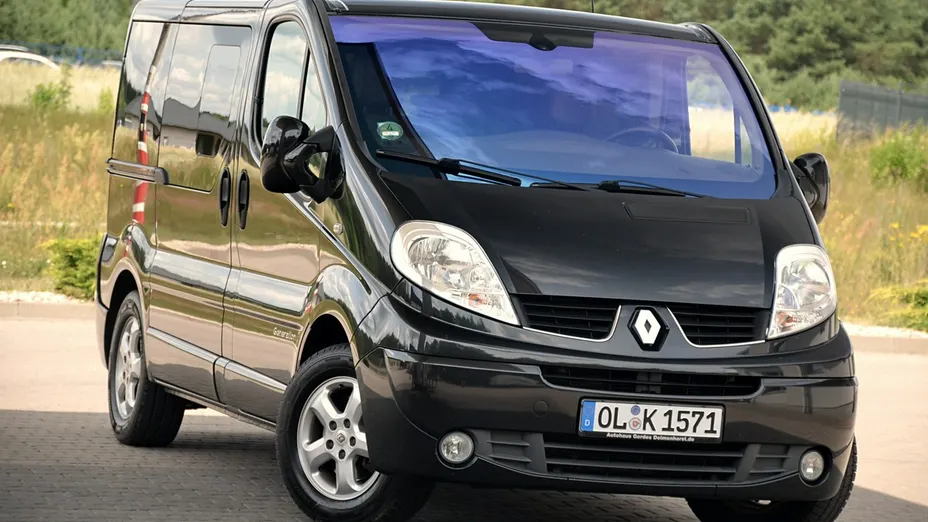 RENAULT Trafic -