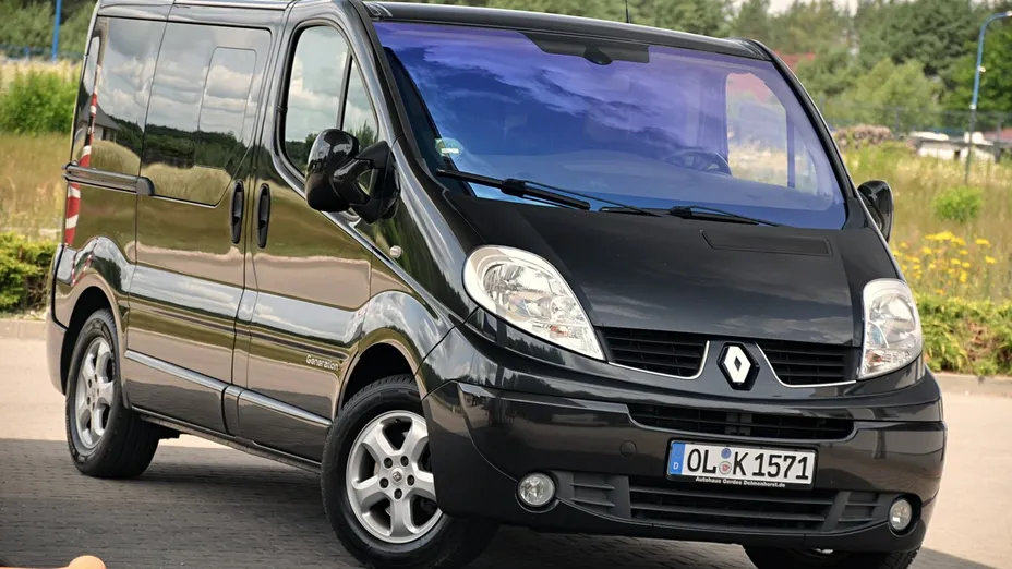 RENAULT Trafic -