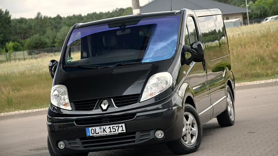 RENAULT Trafic -