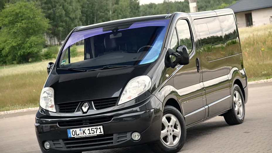 RENAULT Trafic -