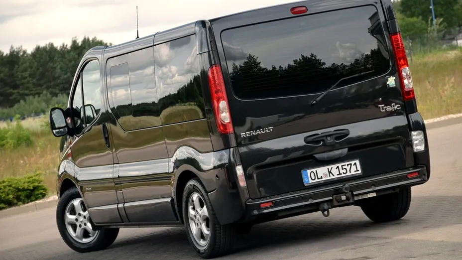 RENAULT Trafic -