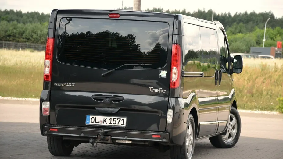 RENAULT Trafic -