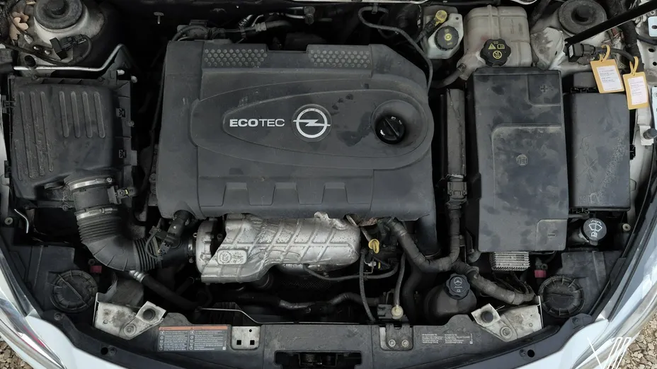 OPEL Insignia -